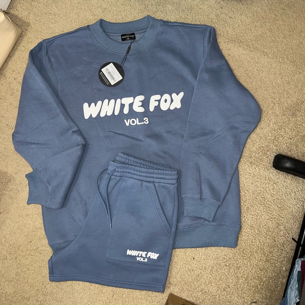 White Fox Boutique Volume 3 Sweatshirt & Shorts Set (Ocean) - Picture 4 of 16